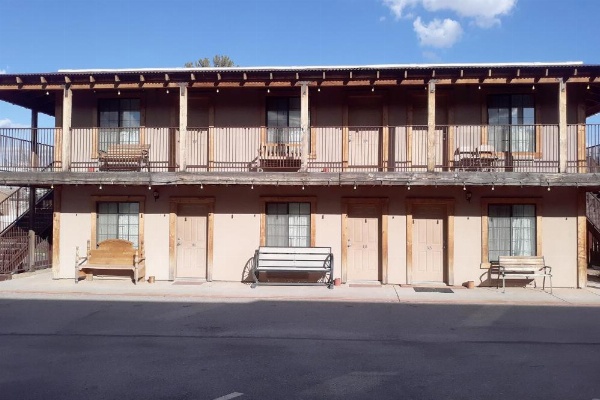 Tombstone Motel image 14